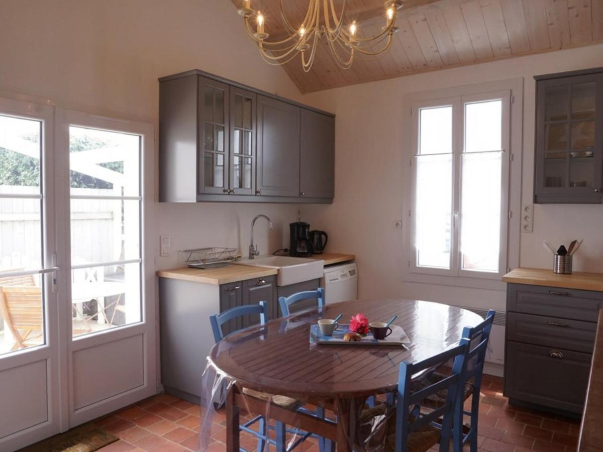 Maison De Plain-Pied Avec Cour, Proche Plage Et Commerces - 4 Couchages, Noirmoutier-En-L'Ile - Fr-1-224B-675 Eksteriør bilde
